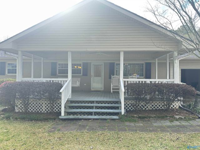 607 East Riverview Drive, Gadsden, AL 35903