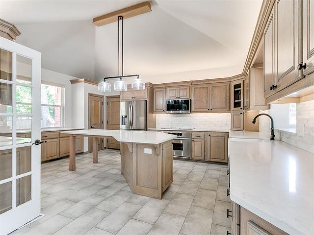 11300 Woodbridge Road, Oklahoma City, OK 73162