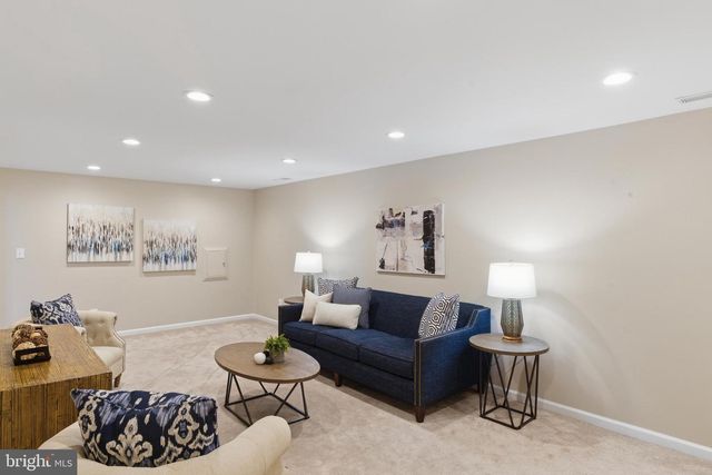 1322 QUAIL RIDGE DR, Reston, VA 20194