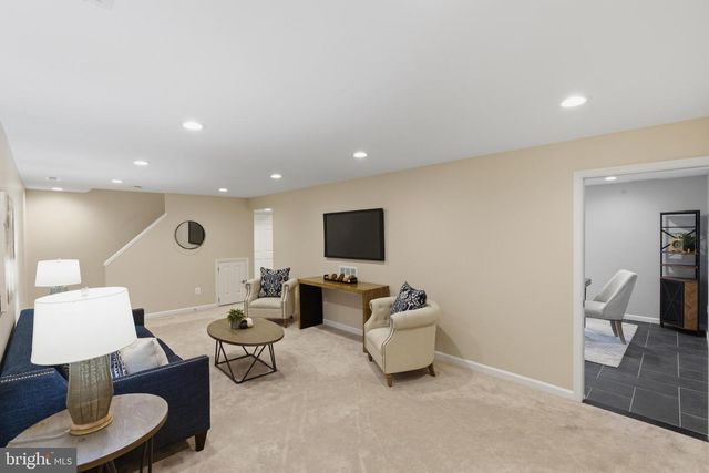 1322 QUAIL RIDGE DR, Reston, VA 20194