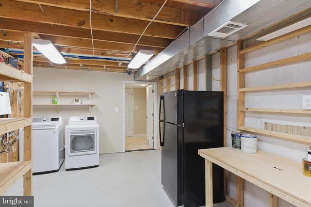 1322 QUAIL RIDGE DR, Reston, VA 20194