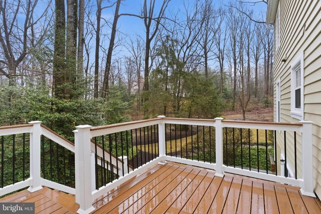 1322 QUAIL RIDGE DR, Reston, VA 20194