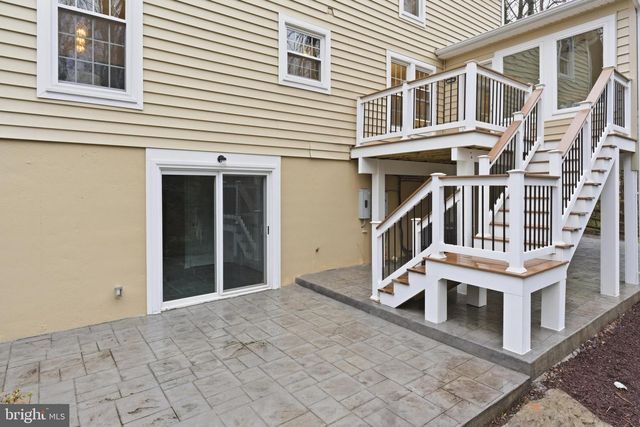 1322 QUAIL RIDGE DR, Reston, VA 20194