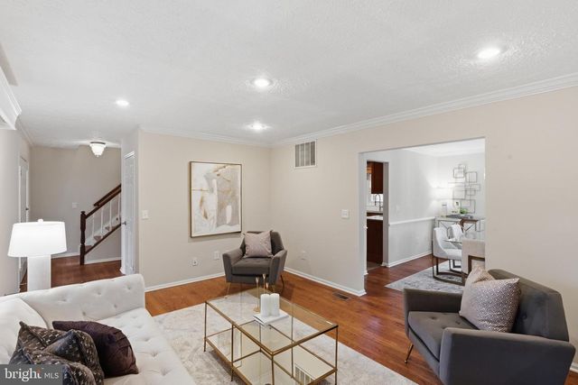 1322 QUAIL RIDGE DR, Reston, VA 20194