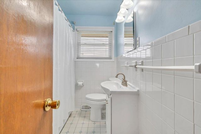 5156 Hazelridge RD, Roanoke, VA 24012