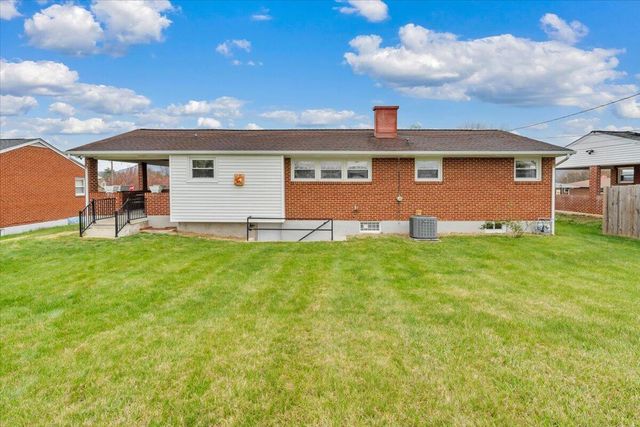 5156 Hazelridge RD, Roanoke, VA 24012