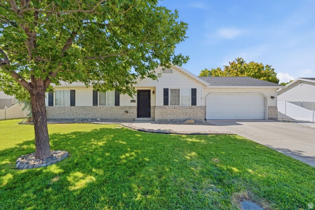 1903 W 140 S, Vineyard, UT 84059