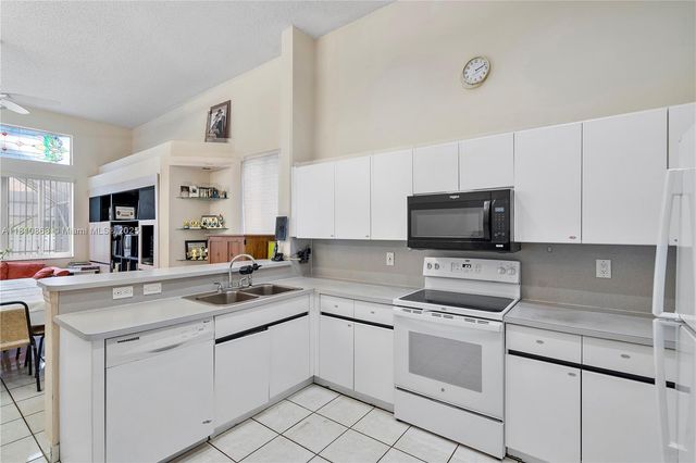 1357 Camellia Ln, Weston, FL 33326
