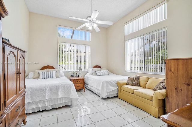 1357 Camellia Ln, Weston, FL 33326