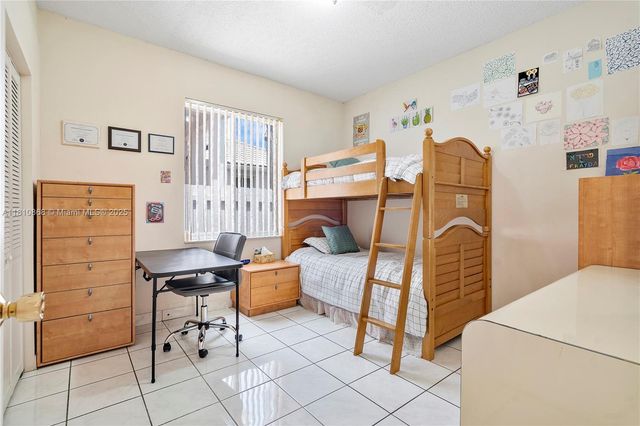 1357 Camellia Ln, Weston, FL 33326