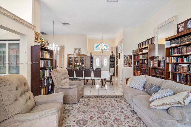 1357 Camellia Ln, Weston, FL 33326