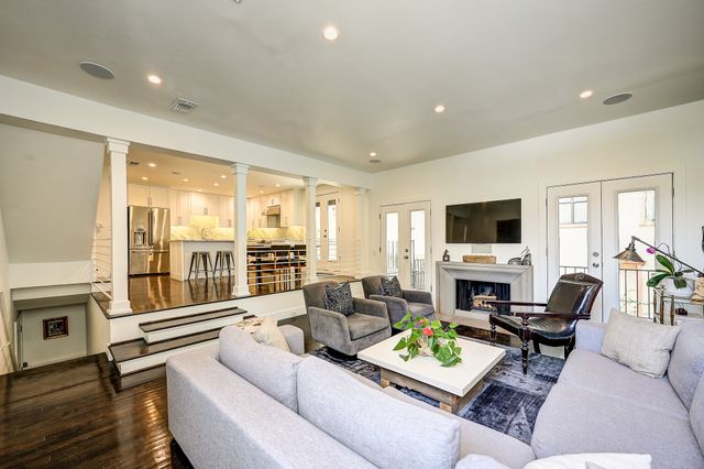 3606 Prescott Avenue, Dallas, TX 75219