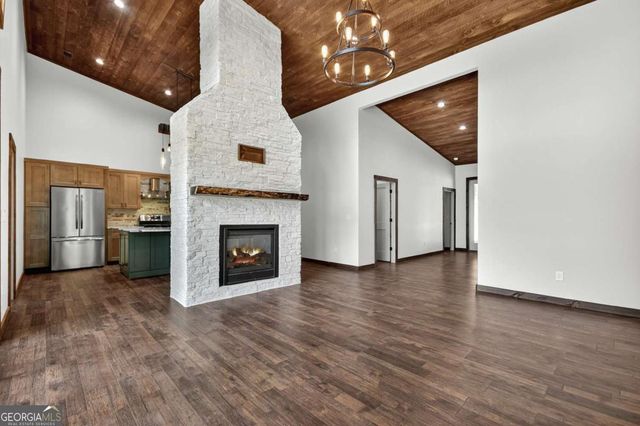 2461 Salem, Mineral Bluff, GA 30559