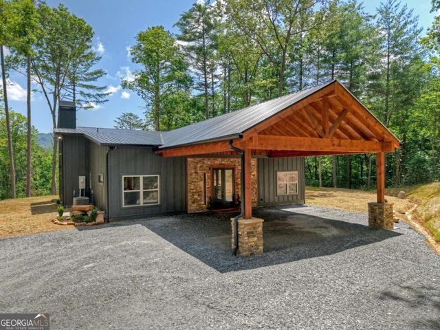 2461 Salem, Mineral Bluff, GA 30559