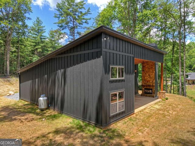 2461 Salem, Mineral Bluff, GA 30559