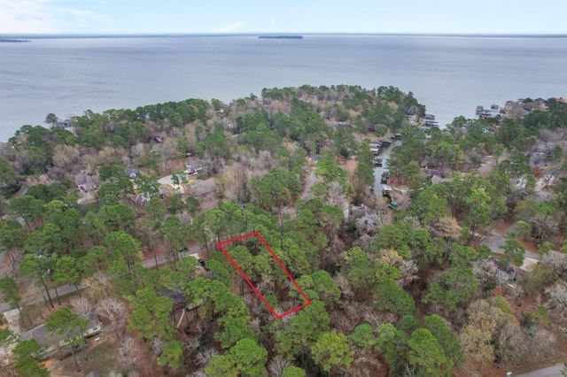 219 Kings Way, Coldspring, TX 77331