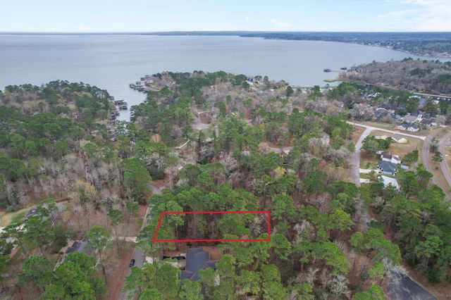 219 Kings Way, Coldspring, TX 77331