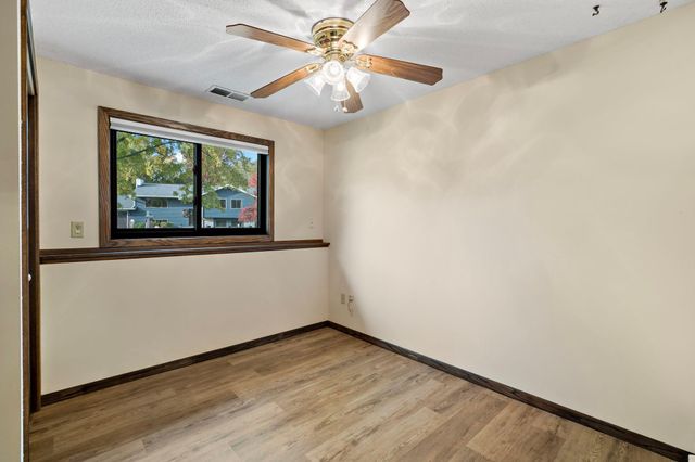 14309 11th Avenue S, Burnsville, MN 55337