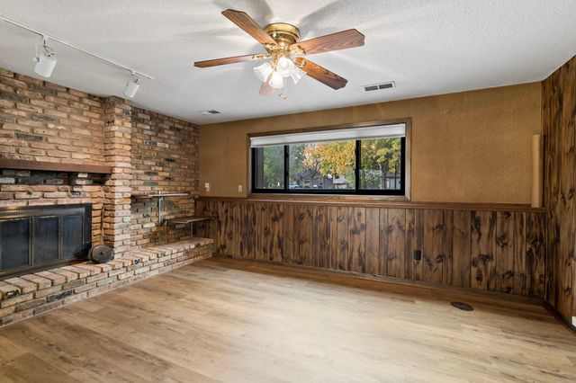 14309 11th Avenue S, Burnsville, MN 55337