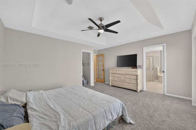 4461 NW 20th Ave, Oakland Park, FL 33309