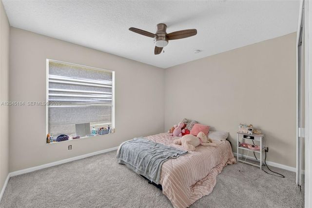 4461 NW 20th Ave, Oakland Park, FL 33309