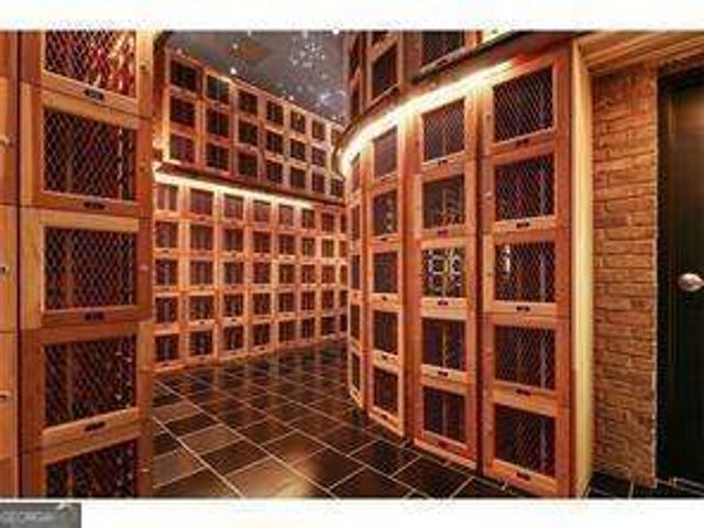 3338 Peachtree Road NE 2604, Atlanta, GA 30326