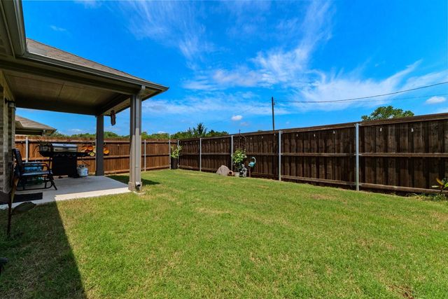 1101 La Esperanza Drive, Mesquite, TX 75149