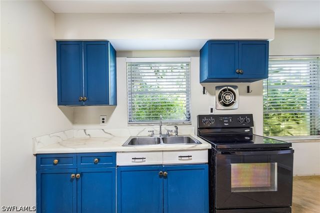 7416 Pine DR, Fort Myers, FL 33967
