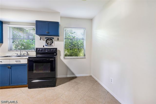 7416 Pine DR, Fort Myers, FL 33967