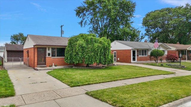 15650 Flanagan Street, Roseville, MI 48066