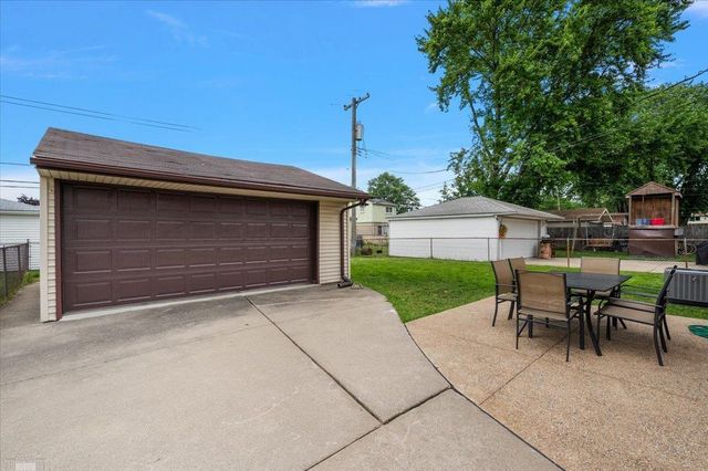 15650 Flanagan Street, Roseville, MI 48066