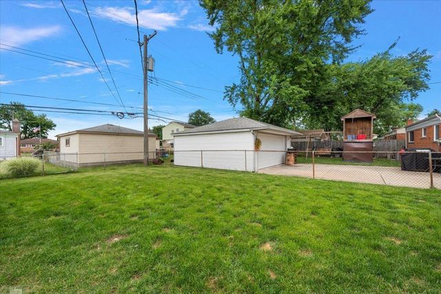 15650 Flanagan Street, Roseville, MI 48066