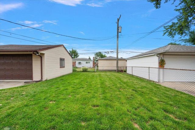 15650 Flanagan Street, Roseville, MI 48066