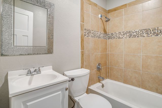 822 Ronald Street, White Settlement, TX 76108