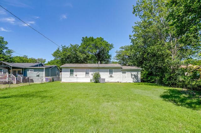 822 Ronald Street, White Settlement, TX 76108