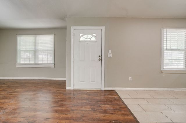 822 Ronald Street, White Settlement, TX 76108