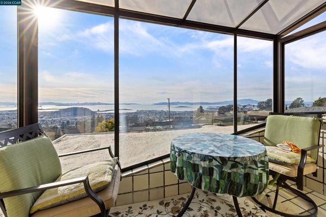 716 Gelston Pl, El Cerrito, CA 94530