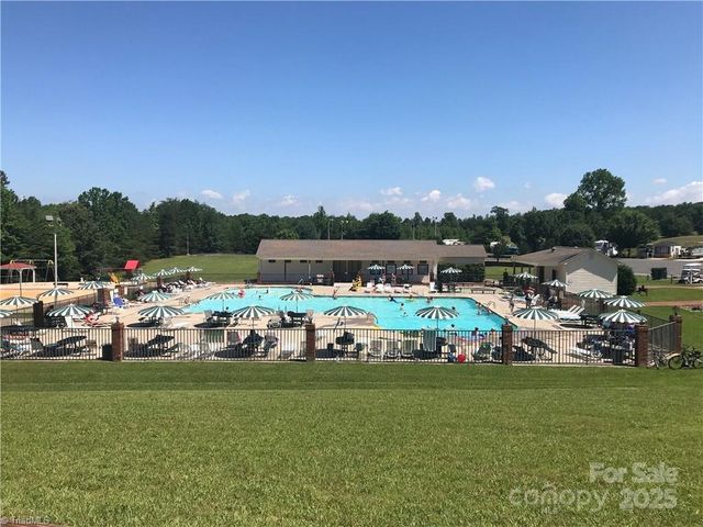 160 Cardinal Drive, New London, NC 28127