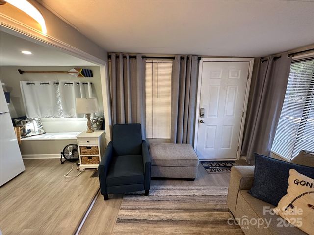 160 Cardinal Drive, New London, NC 28127