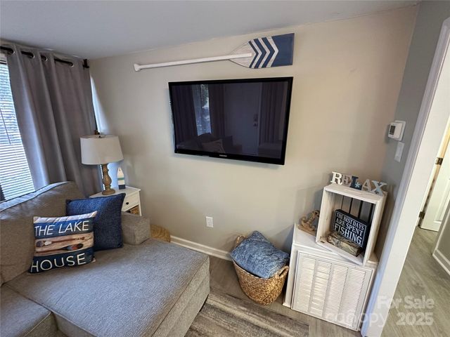 160 Cardinal Drive, New London, NC 28127