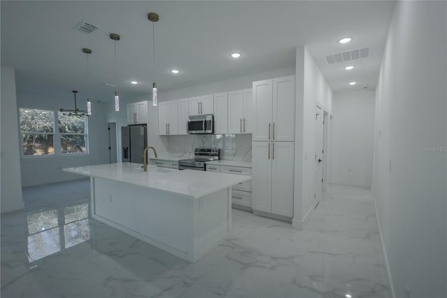 1808 COROLLA COURT, Deltona, FL 32738