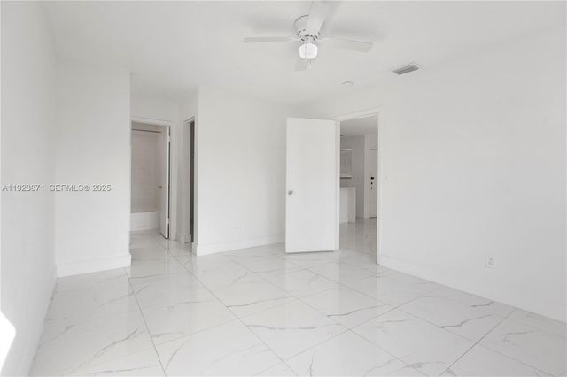6580 W 27th Ct 58-21, Hialeah, FL 33016