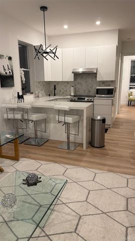 429 27th Avenue, Astoria, NY 11102