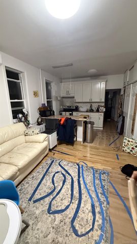 429 27th Avenue, Astoria, NY 11102