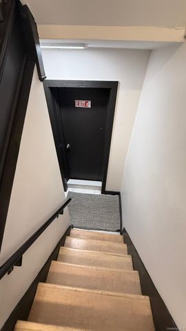 429 27th Avenue, Astoria, NY 11102