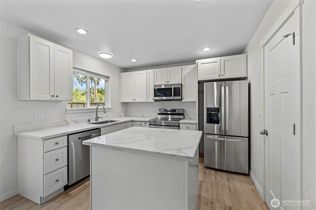 1299 Russell Drive, Coupeville, WA 98239