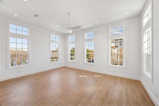 2443 Lakewood Pointe, Seabrook, TX 77586