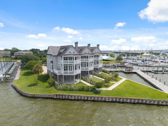 2443 Lakewood Pointe, Seabrook, TX 77586