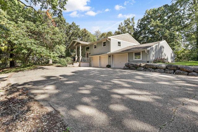 6156 Barman Road, Waunakee, WI 53597