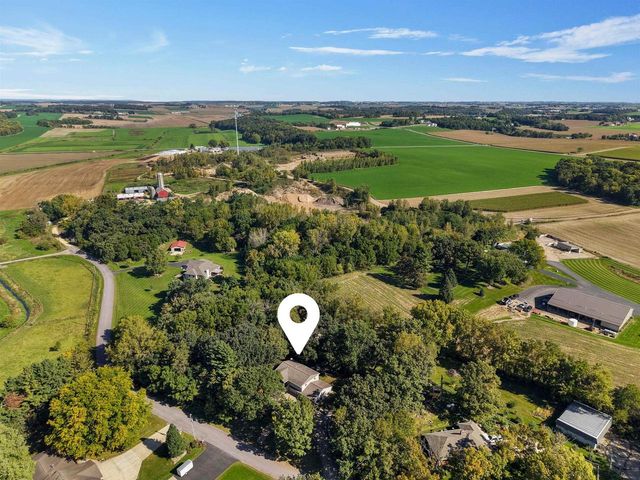 6156 Barman Road, Waunakee, WI 53597